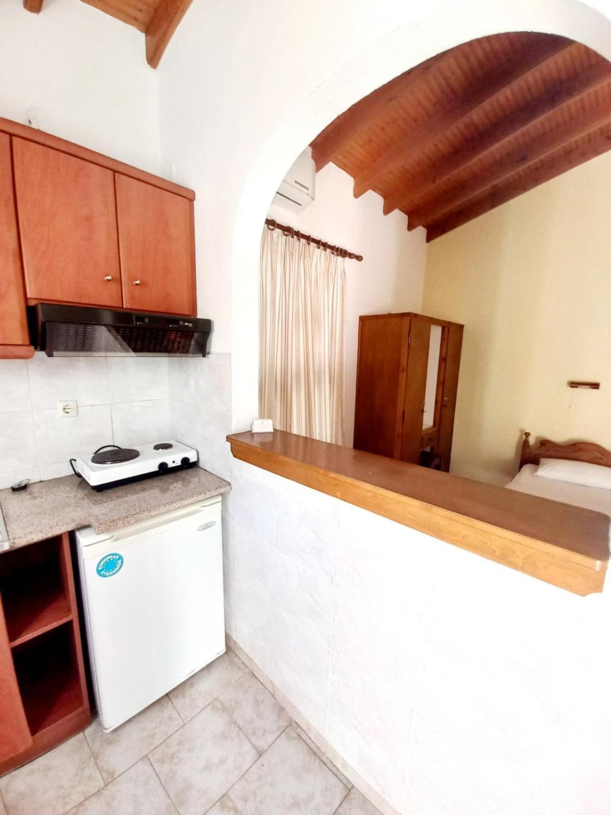 Alexandra Apartment